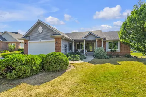 8021 102nd, Pleasant Prairie, WI 53158