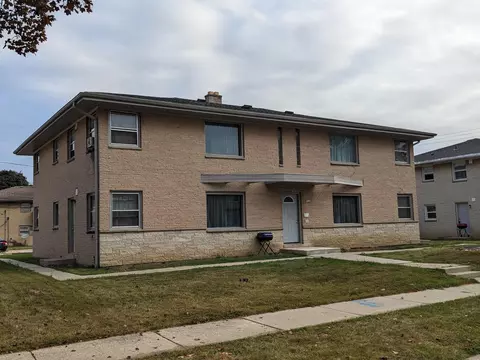 9226 W Birch, Milwaukee, WI 53225