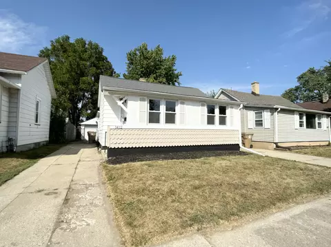 1412 78th, Kenosha, WI 53143