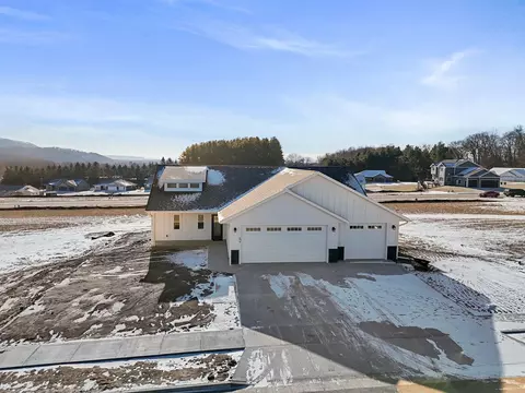 274 Weston, Holmen, WI 54636