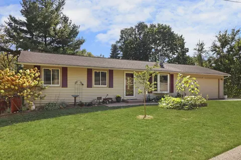 w1369 Birchwood Road, Bloomfield, WI 53128
