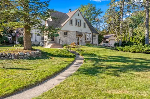 n40w6070 Jackson, Cedarburg, WI 53012