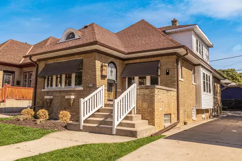 4260 N 26th, Milwaukee, WI 53209