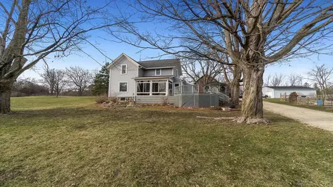 1237 E Mallwood, Edgerton, WI 53534