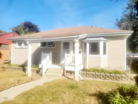 8230 W Luscher, Milwaukee, WI 53218