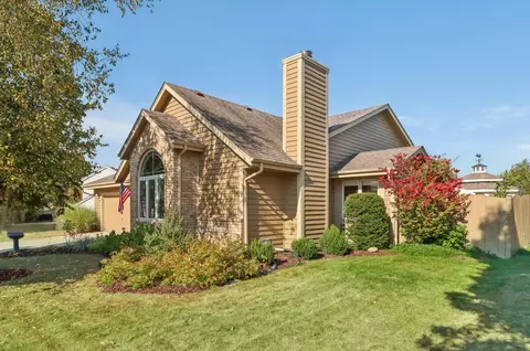 1288 Swallow, Waukesha, WI 53189