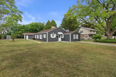 3007 S 106th, West Allis, WI 53227
