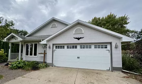 811 Cheyenne, Watertown, WI 53094