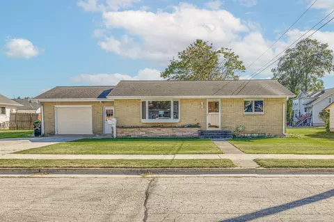 217 Chicago, Kiel, WI 53042