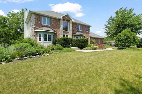 10702 48th, Pleasant Prairie, WI 53158