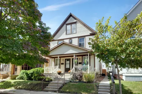 1463 S 71st #1465, West Allis, WI 53214