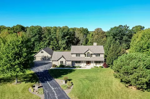 1531 Moonlit, Richfield, WI 53076