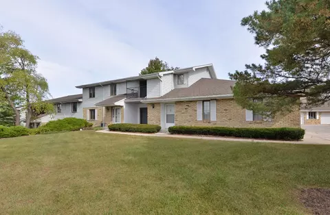 1450 W W Rdg #103L, Mount Pleasant, WI 53406