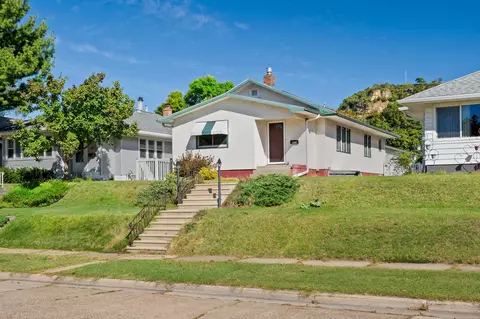135 S 23rd, La Crosse, WI 54601