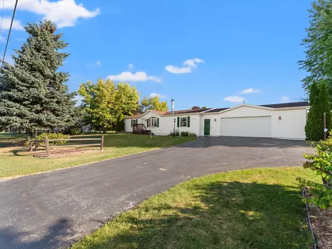 220 N Packer, Manitowoc, WI 54220