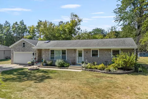 5601 S St Marys, New Berlin, WI 53151