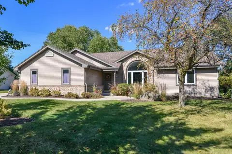 8800 W Travis, Franklin, WI 53132