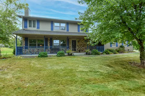 30927 Royal Hl, Burlington, WI 53105