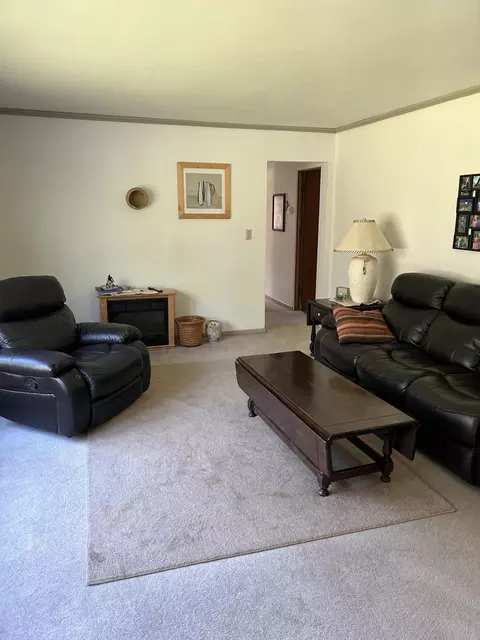 w225s4535 Guthrie, Waukesha, WI 53189