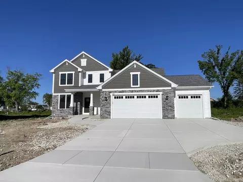 9581 S Bergamont, Franklin, WI 53132