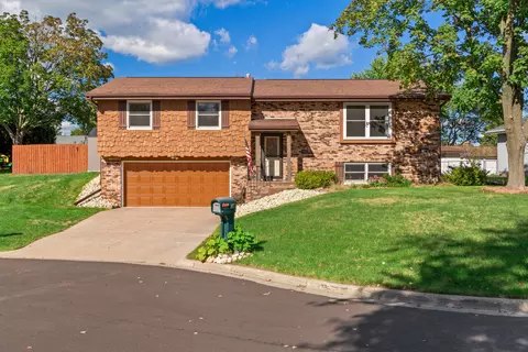 1407 Cedar, Onalaska, WI 54650