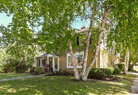 6000 N Santa Monica, Whitefish Bay, WI 53217