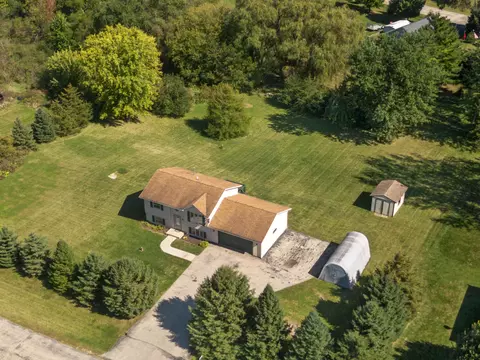 w6022 Mariner Hills Trail, La Grange, WI 53121