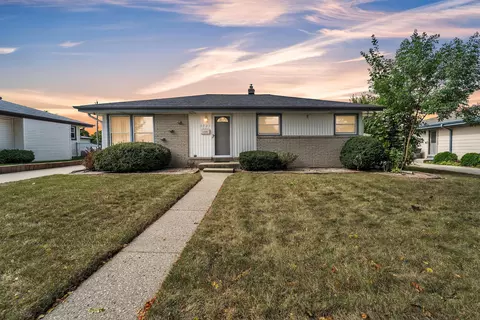 5727 S Merrill, Cudahy, WI 53110