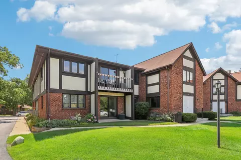 510 S Rochester #A, Mukwonago, WI 53149