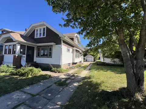4213 W Forest Home, Milwaukee, WI 53215