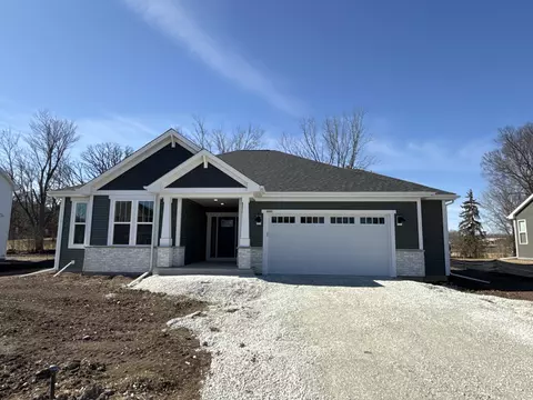 9563 S Bergamont, Franklin, WI 53132