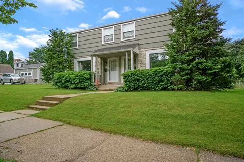 1603 E Glendale #1605, Shorewood, WI 53211