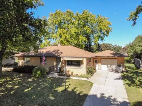 4168 N Colgate, Milwaukee, WI 53222