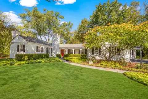 320 E Ravine, Mequon, WI 53092