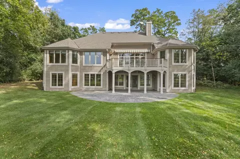 1241 N Laurel, Summit, WI 53066