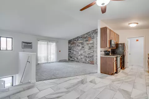 3936 81st #3F, Kenosha, WI 53142