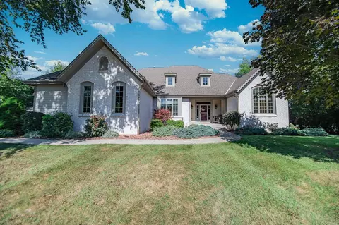 1322 Robin, Racine, WI 53402