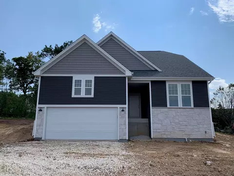 1027 Juniper, Hartford, WI 53027