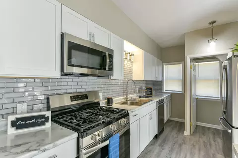 1272 N 45th, Milwaukee, WI 53208
