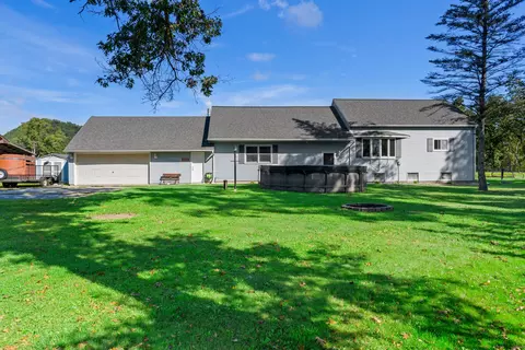 n1805 Hilltop Road, Bergen, WI 54658