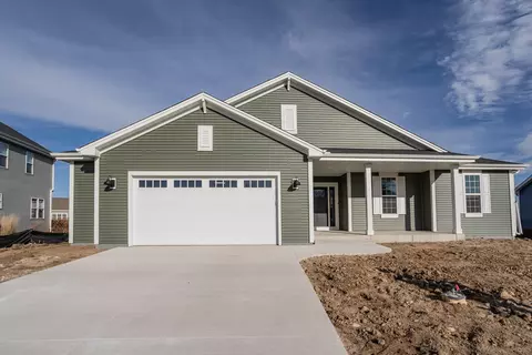 1275 Mamerow, Oconomowoc, WI 53066