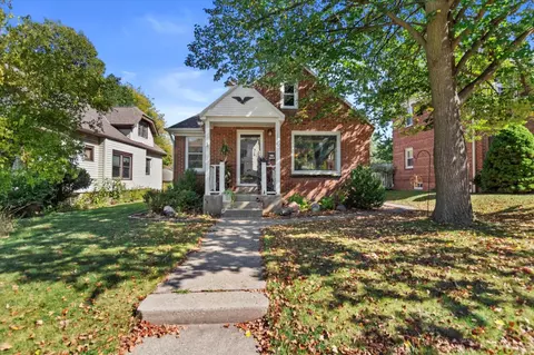 2970 S 48th, Milwaukee, WI 53219