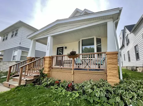 1217 Madison, South Milwaukee, WI 53172