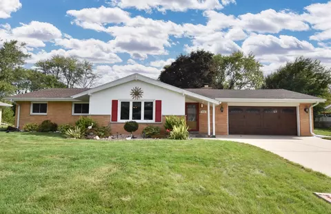 7034 N 98th, Milwaukee, WI 53224