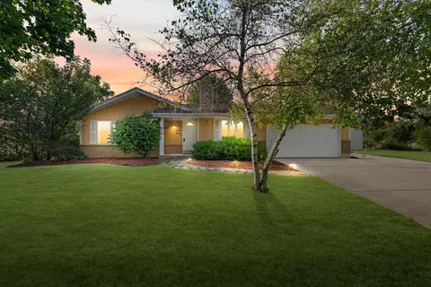 925 E Milwaukee, Oak Creek, WI 53154