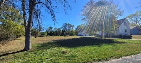 2128 10th, Marinette, WI 54143