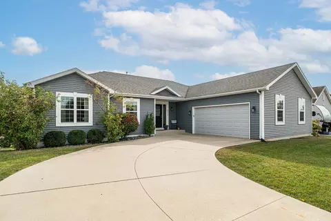 6913 84th, Kenosha, WI 53142