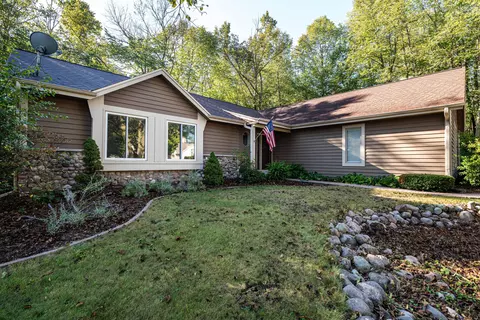 s85w19575 Colonial, Muskego, WI 53150