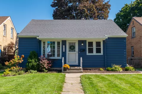 2908 N 79th, Milwaukee, WI 53222