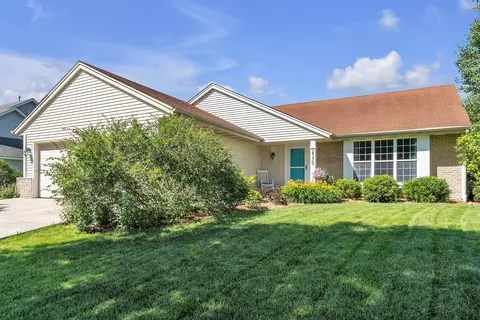 2370 N University, Waukesha, WI 53188